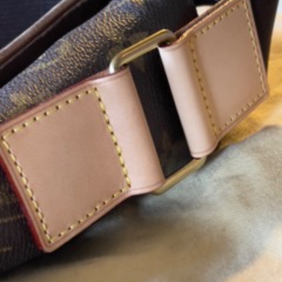 Authentic Louis Vuitton Monogram Abbesses Messenger - Picture 3 of 10